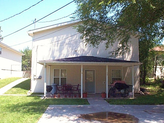 725 Kiowa Street - B