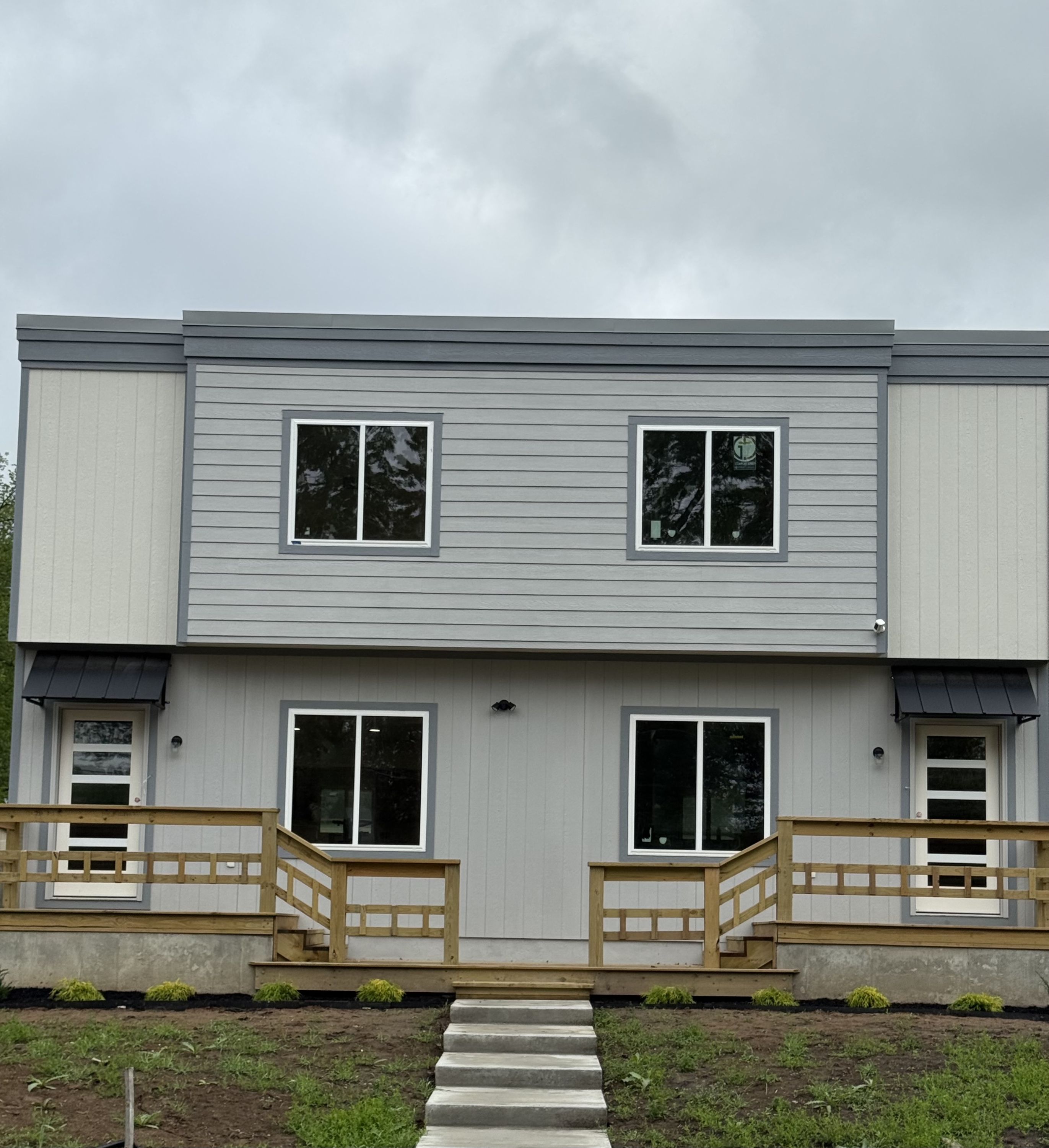 403 Sheridan Street - B